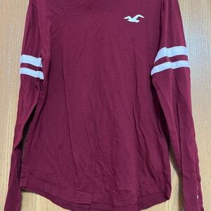 Hollister Men's Burgundy Long Sleeve Tee